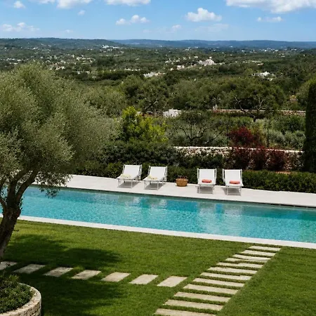 Victoria By Puglia Classics * Ostuni