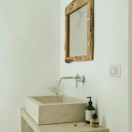 Victoria By Puglia Classics Ostuni